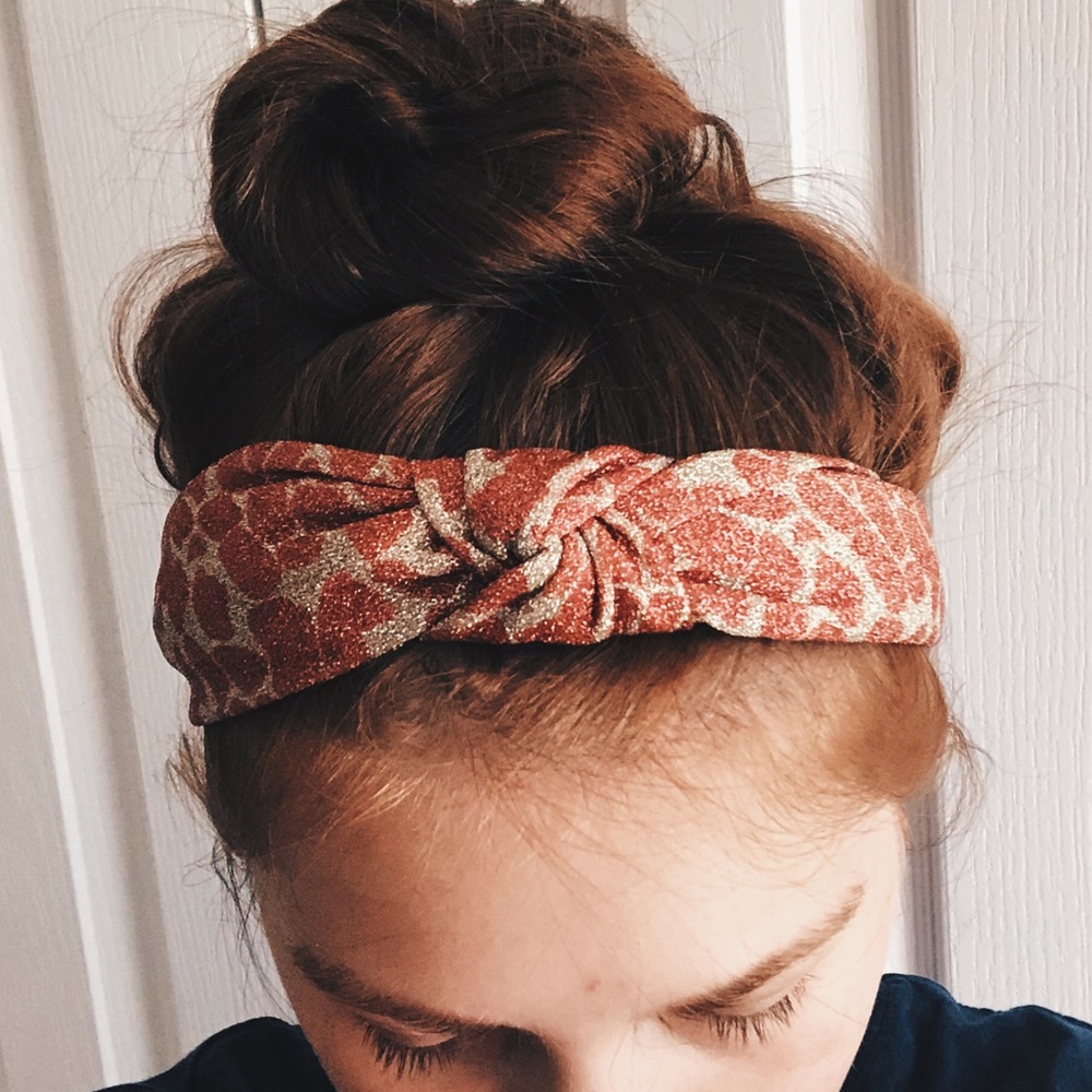 ⁺ ﾟ* Shimmery Knotted Headband * • ﾟ